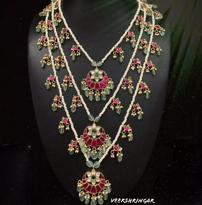 Kundan on sale heavy necklace